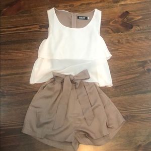 Precious Romper with POCKETS!